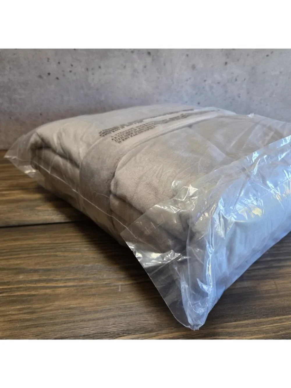 NEW Restoration Hardware Luxury Plush Throw Blanket FOG 45x65